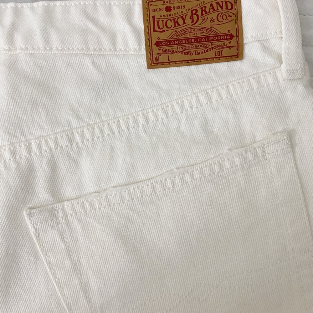 Hi Rise Lucky Brand Pins Short☘️ - Picture 5 of 5